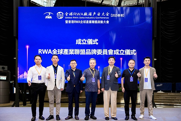BTC多单又赚300点！这行情不来跟着吃肉太可惜了